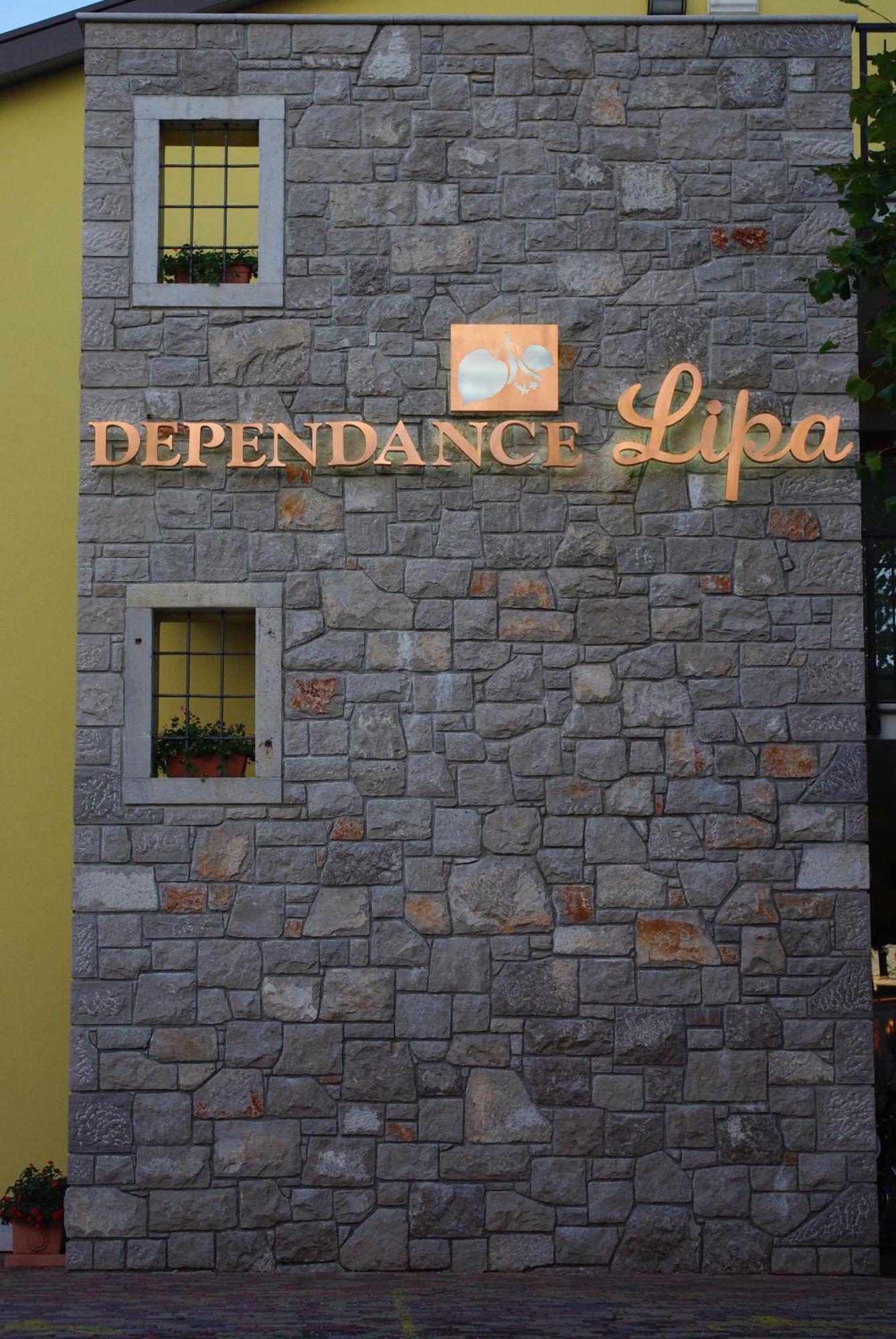Dependance Lipa Hotel Basovizza Exterior foto