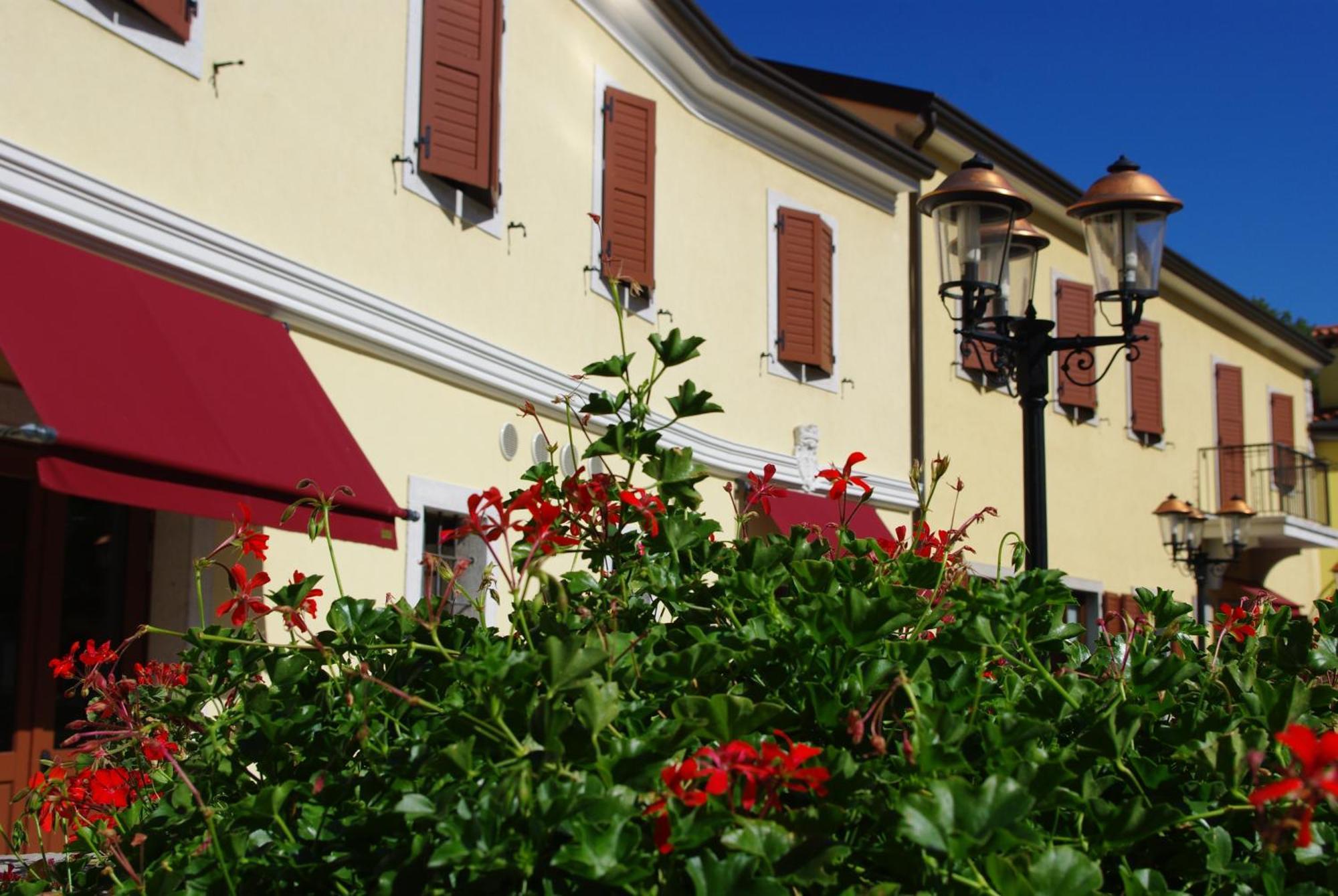 Dependance Lipa Hotel Basovizza Exterior foto